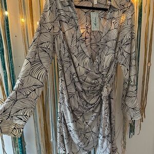 Elegant Black and White Leaf Print Dress